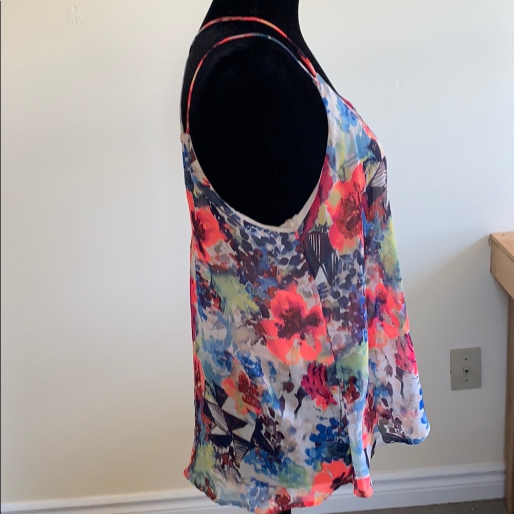 Strappy Tank - Picture 2 of 3